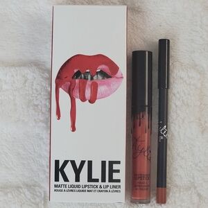 *BNIB* Kylie Cosmetics Matte Liquid Lipstick Kit in shade 22